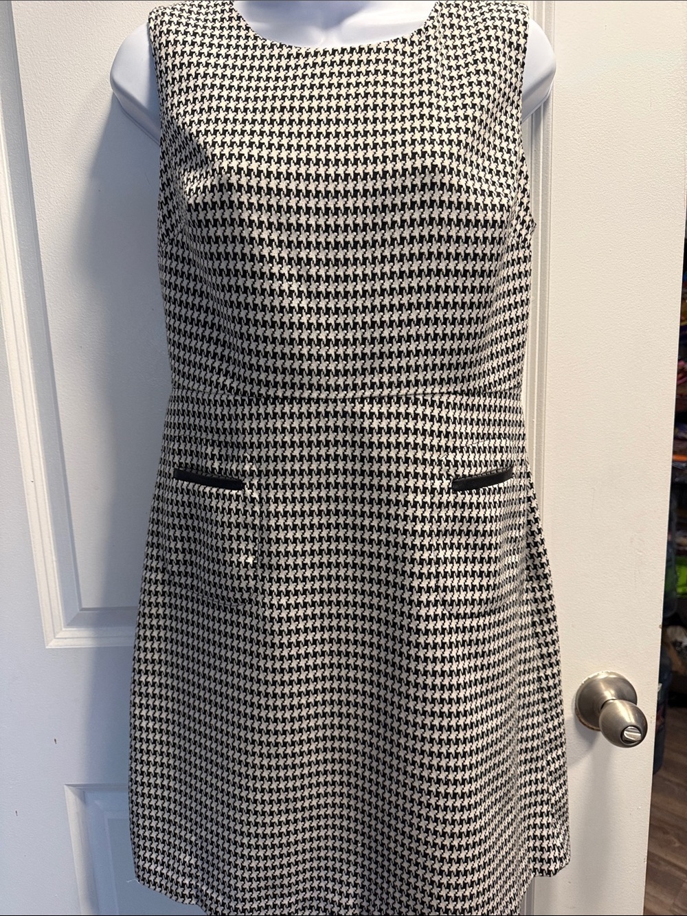Liz Claiborne Black and White Houndstooth Sleeveless Mini Dress